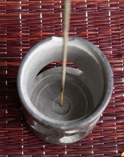 Siebgefäß und Aromalampe in einem - Natur Magie