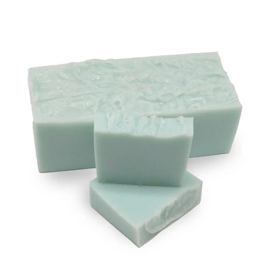 🧼 Handgemachte Seife – Blueberry & Green Tea- 100g - Handcrafted Wild Soap Loaves 1.3 Kg & Slices 100-140g